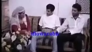 ثلاث عاهرات مصريات في تجميعية عراك إباحي