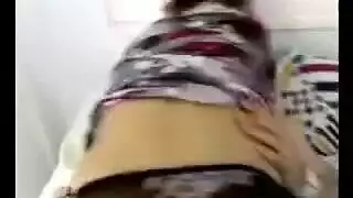 نيك خفي: دق زوجة الصديق في مشهد إباحي قاس