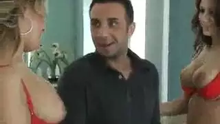 لحظات مسروقة: مراهقة محجبة ورجل أكبر سنًا في فيلم إباحي مصري