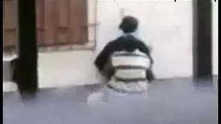 سكران وقذر: إباحية خارجية قاسية مع عاهرة طريق عام