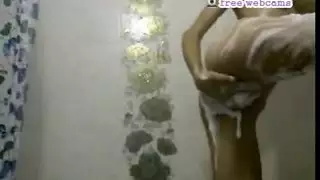 جنس فموي عربي إكس إكس إكس: مهارات اللسان في مشهد هاردكور