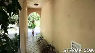 رجل ٧٠ يركب طيزي