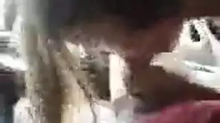 ام تعلم بنتها الفشخ مع رجل