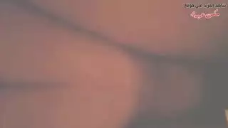 زوجة مصرية ممتلئة الجسم تأخذ ضربات قاسية من زوجها